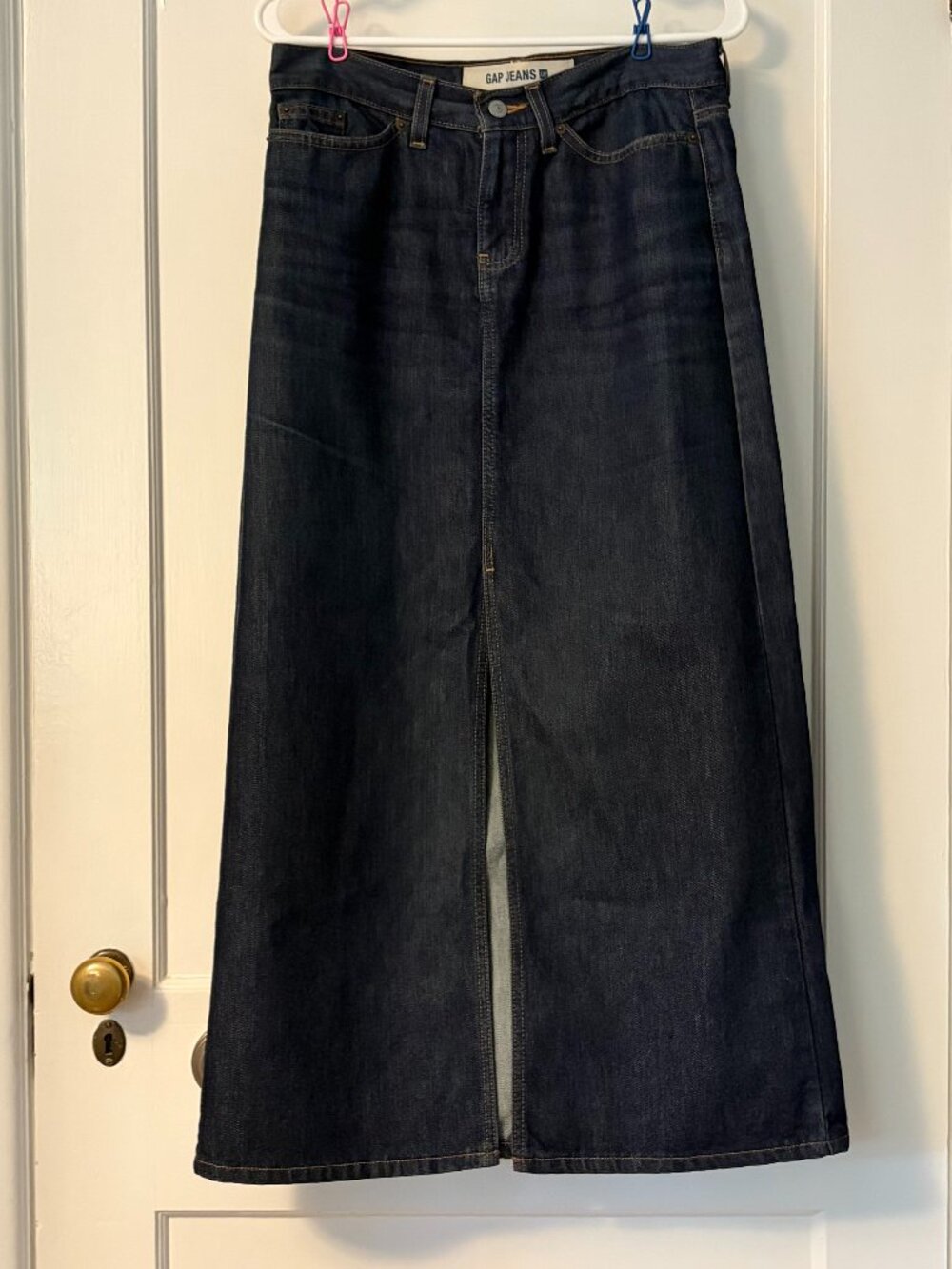 Gap Jeans dark denim maxi skirt size 6 high front slit classic wardrobe staple